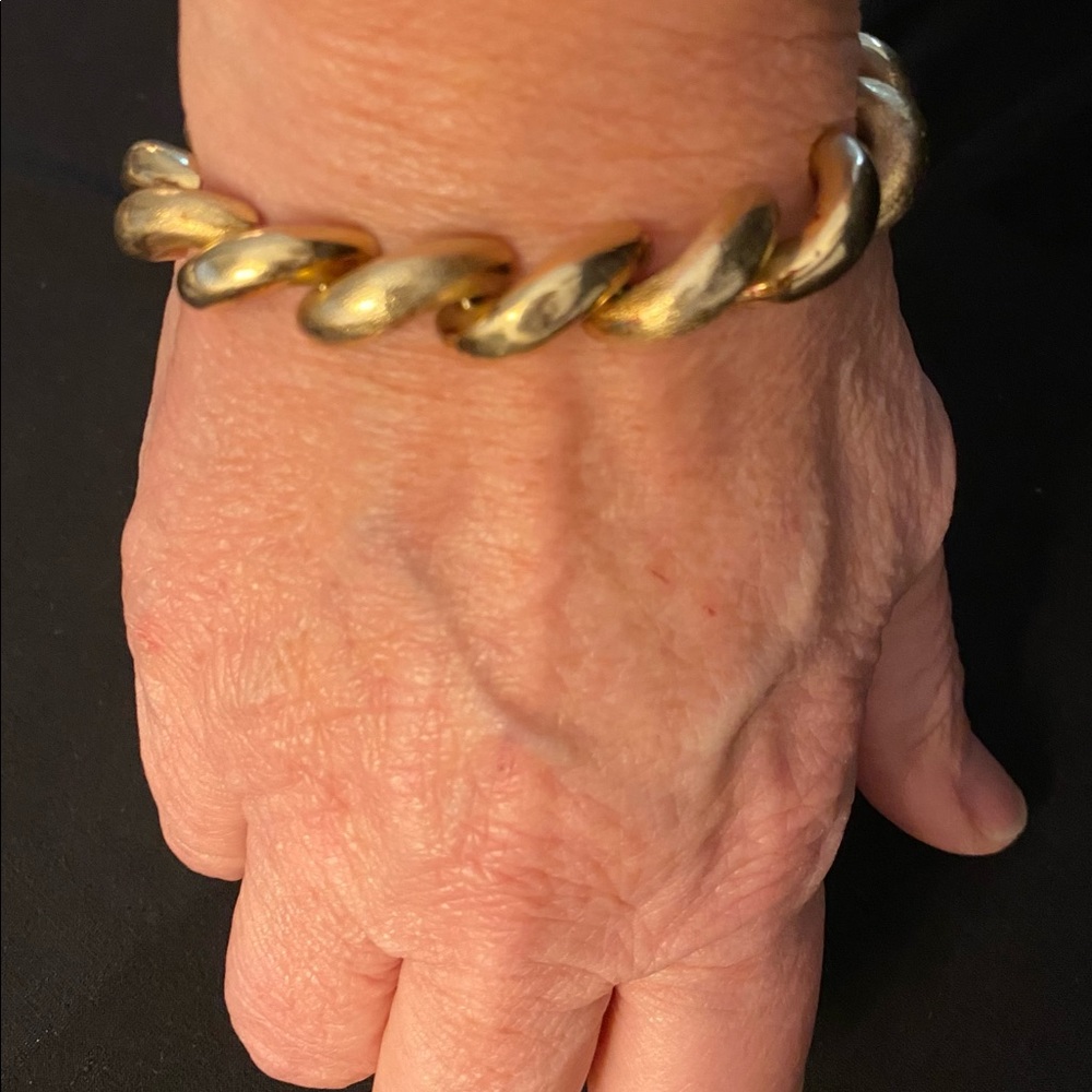 Yellow gold macaroni bracelet!
